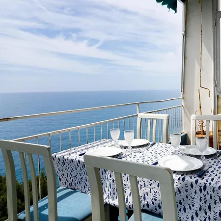 Vista Mare Con Due - Two-bedroom With Sea View Sanremo