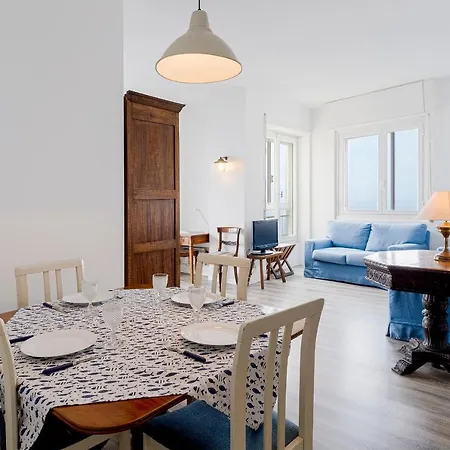 Vista Mare Con Due - Two-bedroom With Sea View דירה